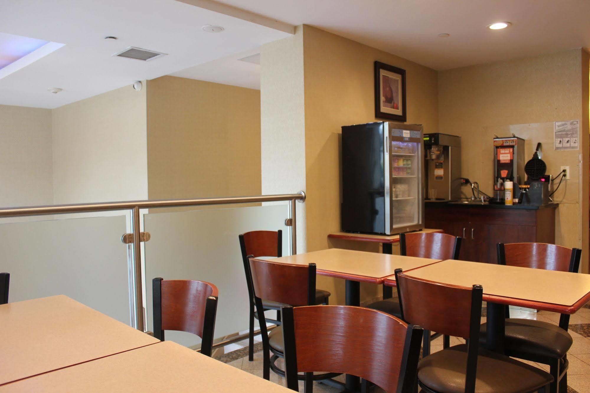 Bellerose Inn Zewnętrze zdjęcie